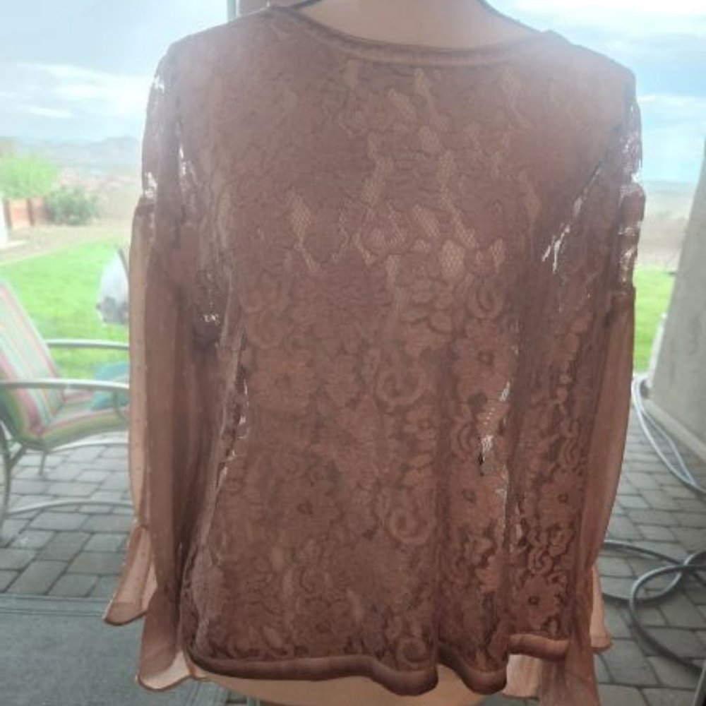 Buckle Gimmisks Blouse XL Brand New